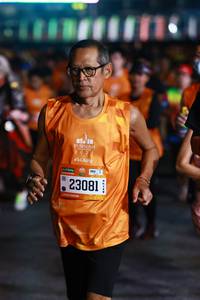 BIB: 202, 23081
                            <button type="button" onclick="openModal(20608821)" class="btn btn-primary btn-sm float-right btn-popup" data-toggle="modal" data-target=".modal-high-quality">
                        <i class="fas fa-shopping-cart"></i> Add to Cart
                    </button>
                                            <button type="button" onclick="isThisMe(20608821, true)" class="btn btn-success btn-sm float-right btn-popup btn-isme hidden" data-toggle="tooltip" data-placement="bottom" title="นี่คือรูปของคุณใช่ไหม คลิกที่นี่เพื่อเอาเข้าอัลบั้ม">
                        <i class="fas fa-plus"></i> Add to album
                    </button>
                    <button type="button" onclick="isThisMe(20608821, false)" class="btn btn-warning btn-sm float-right btn-popup btn-isnotme hidden">
                        <i class="fas fa-ban"></i> Remove from album
                    </button>