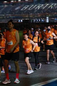BIB: 24110, 25936, 21318
                            <button type="button" onclick="openModal(20468048)" class="btn btn-primary btn-sm float-right btn-popup" data-toggle="modal" data-target=".modal-high-quality">
                        <i class="fas fa-shopping-cart"></i> Add to Cart
                    </button>
                                            <button type="button" onclick="isThisMe(20468048, true)" class="btn btn-success btn-sm float-right btn-popup btn-isme hidden" data-toggle="tooltip" data-placement="bottom" title="นี่คือรูปของคุณใช่ไหม คลิกที่นี่เพื่อเอาเข้าอัลบั้ม">
                        <i class="fas fa-plus"></i> Add to album
                    </button>
                    <button type="button" onclick="isThisMe(20468048, false)" class="btn btn-warning btn-sm float-right btn-popup btn-isnotme hidden">
                        <i class="fas fa-ban"></i> Remove from album
                    </button>