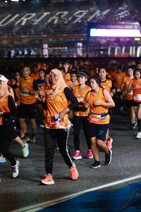 BIB: 26818
                            <button type="button" onclick="openModal(20462833)" class="btn btn-primary btn-sm float-right btn-popup" data-toggle="modal" data-target=".modal-high-quality">
                        <i class="fas fa-shopping-cart"></i> Add to Cart
                    </button>
                                            <button type="button" onclick="isThisMe(20462833, true)" class="btn btn-success btn-sm float-right btn-popup btn-isme hidden" data-toggle="tooltip" data-placement="bottom" title="นี่คือรูปของคุณใช่ไหม คลิกที่นี่เพื่อเอาเข้าอัลบั้ม">
                        <i class="fas fa-plus"></i> Add to album
                    </button>
                    <button type="button" onclick="isThisMe(20462833, false)" class="btn btn-warning btn-sm float-right btn-popup btn-isnotme hidden">
                        <i class="fas fa-ban"></i> Remove from album
                    </button>