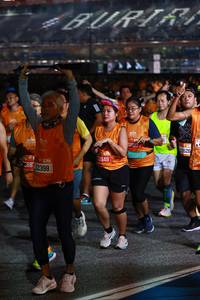 BIB: 22398, 5549, 23626
                            <button type="button" onclick="openModal(20449941)" class="btn btn-primary btn-sm float-right btn-popup" data-toggle="modal" data-target=".modal-high-quality">
                        <i class="fas fa-shopping-cart"></i> Add to Cart
                    </button>
                                            <button type="button" onclick="isThisMe(20449941, true)" class="btn btn-success btn-sm float-right btn-popup btn-isme hidden" data-toggle="tooltip" data-placement="bottom" title="นี่คือรูปของคุณใช่ไหม คลิกที่นี่เพื่อเอาเข้าอัลบั้ม">
                        <i class="fas fa-plus"></i> Add to album
                    </button>
                    <button type="button" onclick="isThisMe(20449941, false)" class="btn btn-warning btn-sm float-right btn-popup btn-isnotme hidden">
                        <i class="fas fa-ban"></i> Remove from album
                    </button>