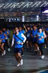 BIB: 0560, 13583
                            <button type="button" onclick="openModal(20799333)" class="btn btn-primary btn-sm float-right btn-popup" data-toggle="modal" data-target=".modal-high-quality">
                        <i class="fas fa-shopping-cart"></i> Add to Cart
                    </button>
                                            <button type="button" onclick="isThisMe(20799333, true)" class="btn btn-success btn-sm float-right btn-popup btn-isme hidden" data-toggle="tooltip" data-placement="bottom" title="นี่คือรูปของคุณใช่ไหม คลิกที่นี่เพื่อเอาเข้าอัลบั้ม">
                        <i class="fas fa-plus"></i> Add to album
                    </button>
                    <button type="button" onclick="isThisMe(20799333, false)" class="btn btn-warning btn-sm float-right btn-popup btn-isnotme hidden">
                        <i class="fas fa-ban"></i> Remove from album
                    </button>