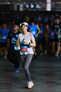 BIB: 14210
                            <button type="button" onclick="openModal(20233584)" class="btn btn-primary btn-sm float-right btn-popup" data-toggle="modal" data-target=".modal-high-quality">
                        <i class="fas fa-shopping-cart"></i> Add to Cart
                    </button>
                                            <button type="button" onclick="isThisMe(20233584, true)" class="btn btn-success btn-sm float-right btn-popup btn-isme hidden" data-toggle="tooltip" data-placement="bottom" title="นี่คือรูปของคุณใช่ไหม คลิกที่นี่เพื่อเอาเข้าอัลบั้ม">
                        <i class="fas fa-plus"></i> Add to album
                    </button>
                    <button type="button" onclick="isThisMe(20233584, false)" class="btn btn-warning btn-sm float-right btn-popup btn-isnotme hidden">
                        <i class="fas fa-ban"></i> Remove from album
                    </button>