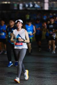 BIB: 14210
                            <button type="button" onclick="openModal(20233597)" class="btn btn-primary btn-sm float-right btn-popup" data-toggle="modal" data-target=".modal-high-quality">
                        <i class="fas fa-shopping-cart"></i> Add to Cart
                    </button>
                                            <button type="button" onclick="isThisMe(20233597, true)" class="btn btn-success btn-sm float-right btn-popup btn-isme hidden" data-toggle="tooltip" data-placement="bottom" title="นี่คือรูปของคุณใช่ไหม คลิกที่นี่เพื่อเอาเข้าอัลบั้ม">
                        <i class="fas fa-plus"></i> Add to album
                    </button>
                    <button type="button" onclick="isThisMe(20233597, false)" class="btn btn-warning btn-sm float-right btn-popup btn-isnotme hidden">
                        <i class="fas fa-ban"></i> Remove from album
                    </button>