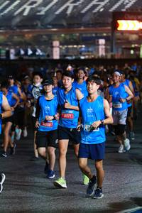 BIB: 888, 14977
                            <button type="button" onclick="openModal(20258351)" class="btn btn-primary btn-sm float-right btn-popup" data-toggle="modal" data-target=".modal-high-quality">
                        <i class="fas fa-shopping-cart"></i> Add to Cart
                    </button>
                                            <button type="button" onclick="isThisMe(20258351, true)" class="btn btn-success btn-sm float-right btn-popup btn-isme hidden" data-toggle="tooltip" data-placement="bottom" title="นี่คือรูปของคุณใช่ไหม คลิกที่นี่เพื่อเอาเข้าอัลบั้ม">
                        <i class="fas fa-plus"></i> Add to album
                    </button>
                    <button type="button" onclick="isThisMe(20258351, false)" class="btn btn-warning btn-sm float-right btn-popup btn-isnotme hidden">
                        <i class="fas fa-ban"></i> Remove from album
                    </button>