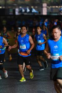 BIB: 1300, 11275, 1502
                            <button type="button" onclick="openModal(20233456)" class="btn btn-primary btn-sm float-right btn-popup" data-toggle="modal" data-target=".modal-high-quality">
                        <i class="fas fa-shopping-cart"></i> Add to Cart
                    </button>
                                            <button type="button" onclick="isThisMe(20233456, true)" class="btn btn-success btn-sm float-right btn-popup btn-isme hidden" data-toggle="tooltip" data-placement="bottom" title="นี่คือรูปของคุณใช่ไหม คลิกที่นี่เพื่อเอาเข้าอัลบั้ม">
                        <i class="fas fa-plus"></i> Add to album
                    </button>
                    <button type="button" onclick="isThisMe(20233456, false)" class="btn btn-warning btn-sm float-right btn-popup btn-isnotme hidden">
                        <i class="fas fa-ban"></i> Remove from album
                    </button>