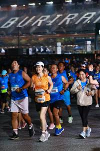 BIB: 87172, 80205, 98111
                            <button type="button" onclick="openModal(20359512)" class="btn btn-primary btn-sm float-right btn-popup" data-toggle="modal" data-target=".modal-high-quality">
                        <i class="fas fa-shopping-cart"></i> Add to Cart
                    </button>
                                            <button type="button" onclick="isThisMe(20359512, true)" class="btn btn-success btn-sm float-right btn-popup btn-isme hidden" data-toggle="tooltip" data-placement="bottom" title="นี่คือรูปของคุณใช่ไหม คลิกที่นี่เพื่อเอาเข้าอัลบั้ม">
                        <i class="fas fa-plus"></i> Add to album
                    </button>
                    <button type="button" onclick="isThisMe(20359512, false)" class="btn btn-warning btn-sm float-right btn-popup btn-isnotme hidden">
                        <i class="fas fa-ban"></i> Remove from album
                    </button>