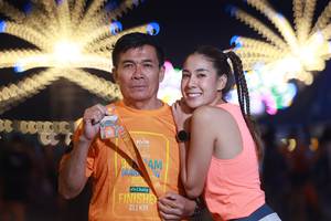 BIB: 211
                            <button type="button" onclick="openModal(20766506)" class="btn btn-primary btn-sm float-right btn-popup" data-toggle="modal" data-target=".modal-high-quality">
                        <i class="fas fa-shopping-cart"></i> Add to Cart
                    </button>
                                            <button type="button" onclick="isThisMe(20766506, true)" class="btn btn-success btn-sm float-right btn-popup btn-isme hidden" data-toggle="tooltip" data-placement="bottom" title="นี่คือรูปของคุณใช่ไหม คลิกที่นี่เพื่อเอาเข้าอัลบั้ม">
                        <i class="fas fa-plus"></i> Add to album
                    </button>
                    <button type="button" onclick="isThisMe(20766506, false)" class="btn btn-warning btn-sm float-right btn-popup btn-isnotme hidden">
                        <i class="fas fa-ban"></i> Remove from album
                    </button>