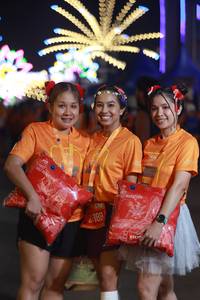 BIB: 388, 199
                            <button type="button" onclick="openModal(20768316)" class="btn btn-primary btn-sm float-right btn-popup" data-toggle="modal" data-target=".modal-high-quality">
                        <i class="fas fa-shopping-cart"></i> Add to Cart
                    </button>
                                            <button type="button" onclick="isThisMe(20768316, true)" class="btn btn-success btn-sm float-right btn-popup btn-isme hidden" data-toggle="tooltip" data-placement="bottom" title="นี่คือรูปของคุณใช่ไหม คลิกที่นี่เพื่อเอาเข้าอัลบั้ม">
                        <i class="fas fa-plus"></i> Add to album
                    </button>
                    <button type="button" onclick="isThisMe(20768316, false)" class="btn btn-warning btn-sm float-right btn-popup btn-isnotme hidden">
                        <i class="fas fa-ban"></i> Remove from album
                    </button>