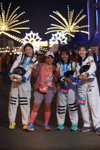 BIB: 260905, 13047, 13136
                            <button type="button" onclick="openModal(20765558)" class="btn btn-primary btn-sm float-right btn-popup" data-toggle="modal" data-target=".modal-high-quality">
                        <i class="fas fa-shopping-cart"></i> Add to Cart
                    </button>
                                            <button type="button" onclick="isThisMe(20765558, true)" class="btn btn-success btn-sm float-right btn-popup btn-isme hidden" data-toggle="tooltip" data-placement="bottom" title="นี่คือรูปของคุณใช่ไหม คลิกที่นี่เพื่อเอาเข้าอัลบั้ม">
                        <i class="fas fa-plus"></i> Add to album
                    </button>
                    <button type="button" onclick="isThisMe(20765558, false)" class="btn btn-warning btn-sm float-right btn-popup btn-isnotme hidden">
                        <i class="fas fa-ban"></i> Remove from album
                    </button>