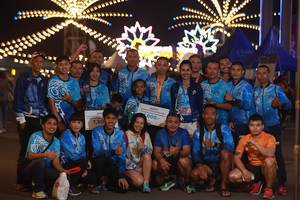 BIB: 750, 248, 000
                            <button type="button" onclick="openModal(20817748)" class="btn btn-primary btn-sm float-right btn-popup" data-toggle="modal" data-target=".modal-high-quality">
                        <i class="fas fa-shopping-cart"></i> Add to Cart
                    </button>
                                            <button type="button" onclick="isThisMe(20817748, true)" class="btn btn-success btn-sm float-right btn-popup btn-isme hidden" data-toggle="tooltip" data-placement="bottom" title="นี่คือรูปของคุณใช่ไหม คลิกที่นี่เพื่อเอาเข้าอัลบั้ม">
                        <i class="fas fa-plus"></i> Add to album
                    </button>
                    <button type="button" onclick="isThisMe(20817748, false)" class="btn btn-warning btn-sm float-right btn-popup btn-isnotme hidden">
                        <i class="fas fa-ban"></i> Remove from album
                    </button>