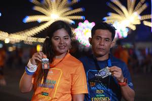 BIB: 201, 2023
                            <button type="button" onclick="openModal(20811815)" class="btn btn-primary btn-sm float-right btn-popup" data-toggle="modal" data-target=".modal-high-quality">
                        <i class="fas fa-shopping-cart"></i> Add to Cart
                    </button>
                                            <button type="button" onclick="isThisMe(20811815, true)" class="btn btn-success btn-sm float-right btn-popup btn-isme hidden" data-toggle="tooltip" data-placement="bottom" title="นี่คือรูปของคุณใช่ไหม คลิกที่นี่เพื่อเอาเข้าอัลบั้ม">
                        <i class="fas fa-plus"></i> Add to album
                    </button>
                    <button type="button" onclick="isThisMe(20811815, false)" class="btn btn-warning btn-sm float-right btn-popup btn-isnotme hidden">
                        <i class="fas fa-ban"></i> Remove from album
                    </button>