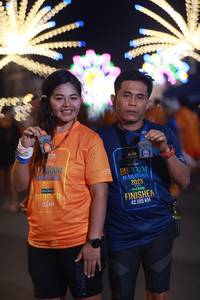 BIB: 2023, 211, 42195
                            <button type="button" onclick="openModal(20811756)" class="btn btn-primary btn-sm float-right btn-popup" data-toggle="modal" data-target=".modal-high-quality">
                        <i class="fas fa-shopping-cart"></i> Add to Cart
                    </button>
                                            <button type="button" onclick="isThisMe(20811756, true)" class="btn btn-success btn-sm float-right btn-popup btn-isme hidden" data-toggle="tooltip" data-placement="bottom" title="นี่คือรูปของคุณใช่ไหม คลิกที่นี่เพื่อเอาเข้าอัลบั้ม">
                        <i class="fas fa-plus"></i> Add to album
                    </button>
                    <button type="button" onclick="isThisMe(20811756, false)" class="btn btn-warning btn-sm float-right btn-popup btn-isnotme hidden">
                        <i class="fas fa-ban"></i> Remove from album
                    </button>