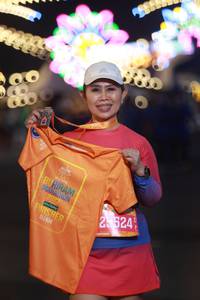 BIB: 100, 2023, 211, 524
                            <button type="button" onclick="openModal(20821531)" class="btn btn-primary btn-sm float-right btn-popup" data-toggle="modal" data-target=".modal-high-quality">
                        <i class="fas fa-shopping-cart"></i> Add to Cart
                    </button>
                                            <button type="button" onclick="isThisMe(20821531, true)" class="btn btn-success btn-sm float-right btn-popup btn-isme hidden" data-toggle="tooltip" data-placement="bottom" title="นี่คือรูปของคุณใช่ไหม คลิกที่นี่เพื่อเอาเข้าอัลบั้ม">
                        <i class="fas fa-plus"></i> Add to album
                    </button>
                    <button type="button" onclick="isThisMe(20821531, false)" class="btn btn-warning btn-sm float-right btn-popup btn-isnotme hidden">
                        <i class="fas fa-ban"></i> Remove from album
                    </button>