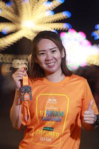 BIB: 023, 2029, 211
                            <button type="button" onclick="openModal(20814654)" class="btn btn-primary btn-sm float-right btn-popup" data-toggle="modal" data-target=".modal-high-quality">
                        <i class="fas fa-shopping-cart"></i> Add to Cart
                    </button>
                                            <button type="button" onclick="isThisMe(20814654, true)" class="btn btn-success btn-sm float-right btn-popup btn-isme hidden" data-toggle="tooltip" data-placement="bottom" title="นี่คือรูปของคุณใช่ไหม คลิกที่นี่เพื่อเอาเข้าอัลบั้ม">
                        <i class="fas fa-plus"></i> Add to album
                    </button>
                    <button type="button" onclick="isThisMe(20814654, false)" class="btn btn-warning btn-sm float-right btn-popup btn-isnotme hidden">
                        <i class="fas fa-ban"></i> Remove from album
                    </button>