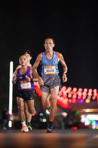 BIB: 20160, 86206
                            <button type="button" onclick="openModal(19724690)" class="btn btn-primary btn-sm float-right btn-popup" data-toggle="modal" data-target=".modal-high-quality">
                        <i class="fas fa-shopping-cart"></i> Add to Cart
                    </button>
                                            <button type="button" onclick="isThisMe(19724690, true)" class="btn btn-success btn-sm float-right btn-popup btn-isme hidden" data-toggle="tooltip" data-placement="bottom" title="นี่คือรูปของคุณใช่ไหม คลิกที่นี่เพื่อเอาเข้าอัลบั้ม">
                        <i class="fas fa-plus"></i> Add to album
                    </button>
                    <button type="button" onclick="isThisMe(19724690, false)" class="btn btn-warning btn-sm float-right btn-popup btn-isnotme hidden">
                        <i class="fas fa-ban"></i> Remove from album
                    </button>