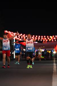 BIB: 40378, 43477
                            <button type="button" onclick="openModal(20257805)" class="btn btn-primary btn-sm float-right btn-popup" data-toggle="modal" data-target=".modal-high-quality">
                        <i class="fas fa-shopping-cart"></i> Add to Cart
                    </button>
                                            <button type="button" onclick="isThisMe(20257805, true)" class="btn btn-success btn-sm float-right btn-popup btn-isme hidden" data-toggle="tooltip" data-placement="bottom" title="นี่คือรูปของคุณใช่ไหม คลิกที่นี่เพื่อเอาเข้าอัลบั้ม">
                        <i class="fas fa-plus"></i> Add to album
                    </button>
                    <button type="button" onclick="isThisMe(20257805, false)" class="btn btn-warning btn-sm float-right btn-popup btn-isnotme hidden">
                        <i class="fas fa-ban"></i> Remove from album
                    </button>