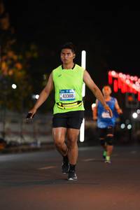 BIB: 240, 43388
                            <button type="button" onclick="openModal(20273989)" class="btn btn-primary btn-sm float-right btn-popup" data-toggle="modal" data-target=".modal-high-quality">
                        <i class="fas fa-shopping-cart"></i> Add to Cart
                    </button>
                                            <button type="button" onclick="isThisMe(20273989, true)" class="btn btn-success btn-sm float-right btn-popup btn-isme hidden" data-toggle="tooltip" data-placement="bottom" title="นี่คือรูปของคุณใช่ไหม คลิกที่นี่เพื่อเอาเข้าอัลบั้ม">
                        <i class="fas fa-plus"></i> Add to album
                    </button>
                    <button type="button" onclick="isThisMe(20273989, false)" class="btn btn-warning btn-sm float-right btn-popup btn-isnotme hidden">
                        <i class="fas fa-ban"></i> Remove from album
                    </button>