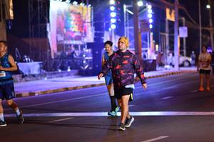 BIB: 158
                            <button type="button" onclick="openModal(21395906)" class="btn btn-primary btn-sm float-right btn-popup" data-toggle="modal" data-target=".modal-high-quality">
                        <i class="fas fa-shopping-cart"></i> Add to Cart
                    </button>
                                            <button type="button" onclick="isThisMe(21395906, true)" class="btn btn-success btn-sm float-right btn-popup btn-isme hidden" data-toggle="tooltip" data-placement="bottom" title="นี่คือรูปของคุณใช่ไหม คลิกที่นี่เพื่อเอาเข้าอัลบั้ม">
                        <i class="fas fa-plus"></i> Add to album
                    </button>
                    <button type="button" onclick="isThisMe(21395906, false)" class="btn btn-warning btn-sm float-right btn-popup btn-isnotme hidden">
                        <i class="fas fa-ban"></i> Remove from album
                    </button>