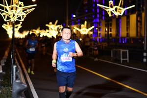 BIB: 28807
                            <button type="button" onclick="openModal(21226332)" class="btn btn-primary btn-sm float-right btn-popup" data-toggle="modal" data-target=".modal-high-quality">
                        <i class="fas fa-shopping-cart"></i> Add to Cart
                    </button>
                                            <button type="button" onclick="isThisMe(21226332, true)" class="btn btn-success btn-sm float-right btn-popup btn-isme hidden" data-toggle="tooltip" data-placement="bottom" title="นี่คือรูปของคุณใช่ไหม คลิกที่นี่เพื่อเอาเข้าอัลบั้ม">
                        <i class="fas fa-plus"></i> Add to album
                    </button>
                    <button type="button" onclick="isThisMe(21226332, false)" class="btn btn-warning btn-sm float-right btn-popup btn-isnotme hidden">
                        <i class="fas fa-ban"></i> Remove from album
                    </button>