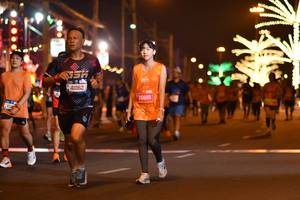 BIB: 41062, 26686
                            <button type="button" onclick="openModal(21367419)" class="btn btn-primary btn-sm float-right btn-popup" data-toggle="modal" data-target=".modal-high-quality">
                        <i class="fas fa-shopping-cart"></i> Add to Cart
                    </button>
                                            <button type="button" onclick="isThisMe(21367419, true)" class="btn btn-success btn-sm float-right btn-popup btn-isme hidden" data-toggle="tooltip" data-placement="bottom" title="นี่คือรูปของคุณใช่ไหม คลิกที่นี่เพื่อเอาเข้าอัลบั้ม">
                        <i class="fas fa-plus"></i> Add to album
                    </button>
                    <button type="button" onclick="isThisMe(21367419, false)" class="btn btn-warning btn-sm float-right btn-popup btn-isnotme hidden">
                        <i class="fas fa-ban"></i> Remove from album
                    </button>