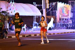 BIB: 
                            <button type="button" onclick="openModal(21389413)" class="btn btn-primary btn-sm float-right btn-popup" data-toggle="modal" data-target=".modal-high-quality">
                        <i class="fas fa-shopping-cart"></i> Add to Cart
                    </button>
                                            <button type="button" onclick="isThisMe(21389413, true)" class="btn btn-success btn-sm float-right btn-popup btn-isme hidden" data-toggle="tooltip" data-placement="bottom" title="นี่คือรูปของคุณใช่ไหม คลิกที่นี่เพื่อเอาเข้าอัลบั้ม">
                        <i class="fas fa-plus"></i> Add to album
                    </button>
                    <button type="button" onclick="isThisMe(21389413, false)" class="btn btn-warning btn-sm float-right btn-popup btn-isnotme hidden">
                        <i class="fas fa-ban"></i> Remove from album
                    </button>