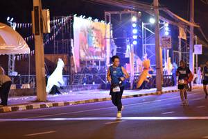 BIB: 42855
                            <button type="button" onclick="openModal(21391312)" class="btn btn-primary btn-sm float-right btn-popup" data-toggle="modal" data-target=".modal-high-quality">
                        <i class="fas fa-shopping-cart"></i> Add to Cart
                    </button>
                                            <button type="button" onclick="isThisMe(21391312, true)" class="btn btn-success btn-sm float-right btn-popup btn-isme hidden" data-toggle="tooltip" data-placement="bottom" title="นี่คือรูปของคุณใช่ไหม คลิกที่นี่เพื่อเอาเข้าอัลบั้ม">
                        <i class="fas fa-plus"></i> Add to album
                    </button>
                    <button type="button" onclick="isThisMe(21391312, false)" class="btn btn-warning btn-sm float-right btn-popup btn-isnotme hidden">
                        <i class="fas fa-ban"></i> Remove from album
                    </button>