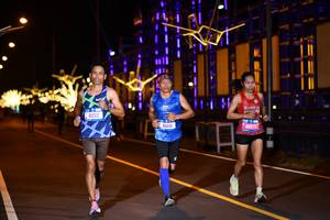 BIB: 41012, 40441, 45572
                            <button type="button" onclick="openModal(19930403)" class="btn btn-primary btn-sm float-right btn-popup" data-toggle="modal" data-target=".modal-high-quality">
                        <i class="fas fa-shopping-cart"></i> Add to Cart
                    </button>
                                            <button type="button" onclick="isThisMe(19930403, true)" class="btn btn-success btn-sm float-right btn-popup btn-isme hidden" data-toggle="tooltip" data-placement="bottom" title="นี่คือรูปของคุณใช่ไหม คลิกที่นี่เพื่อเอาเข้าอัลบั้ม">
                        <i class="fas fa-plus"></i> Add to album
                    </button>
                    <button type="button" onclick="isThisMe(19930403, false)" class="btn btn-warning btn-sm float-right btn-popup btn-isnotme hidden">
                        <i class="fas fa-ban"></i> Remove from album
                    </button>