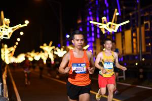BIB: 40107, 40585
                            <button type="button" onclick="openModal(19943275)" class="btn btn-primary btn-sm float-right btn-popup" data-toggle="modal" data-target=".modal-high-quality">
                        <i class="fas fa-shopping-cart"></i> Add to Cart
                    </button>
                                            <button type="button" onclick="isThisMe(19943275, true)" class="btn btn-success btn-sm float-right btn-popup btn-isme hidden" data-toggle="tooltip" data-placement="bottom" title="นี่คือรูปของคุณใช่ไหม คลิกที่นี่เพื่อเอาเข้าอัลบั้ม">
                        <i class="fas fa-plus"></i> Add to album
                    </button>
                    <button type="button" onclick="isThisMe(19943275, false)" class="btn btn-warning btn-sm float-right btn-popup btn-isnotme hidden">
                        <i class="fas fa-ban"></i> Remove from album
                    </button>