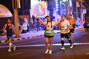 BIB: 43675, 41231
                            <button type="button" onclick="openModal(21393258)" class="btn btn-primary btn-sm float-right btn-popup" data-toggle="modal" data-target=".modal-high-quality">
                        <i class="fas fa-shopping-cart"></i> Add to Cart
                    </button>
                                            <button type="button" onclick="isThisMe(21393258, true)" class="btn btn-success btn-sm float-right btn-popup btn-isme hidden" data-toggle="tooltip" data-placement="bottom" title="นี่คือรูปของคุณใช่ไหม คลิกที่นี่เพื่อเอาเข้าอัลบั้ม">
                        <i class="fas fa-plus"></i> Add to album
                    </button>
                    <button type="button" onclick="isThisMe(21393258, false)" class="btn btn-warning btn-sm float-right btn-popup btn-isnotme hidden">
                        <i class="fas fa-ban"></i> Remove from album
                    </button>