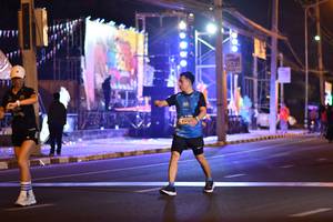 BIB: 43292
                            <button type="button" onclick="openModal(21391007)" class="btn btn-primary btn-sm float-right btn-popup" data-toggle="modal" data-target=".modal-high-quality">
                        <i class="fas fa-shopping-cart"></i> Add to Cart
                    </button>
                                            <button type="button" onclick="isThisMe(21391007, true)" class="btn btn-success btn-sm float-right btn-popup btn-isme hidden" data-toggle="tooltip" data-placement="bottom" title="นี่คือรูปของคุณใช่ไหม คลิกที่นี่เพื่อเอาเข้าอัลบั้ม">
                        <i class="fas fa-plus"></i> Add to album
                    </button>
                    <button type="button" onclick="isThisMe(21391007, false)" class="btn btn-warning btn-sm float-right btn-popup btn-isnotme hidden">
                        <i class="fas fa-ban"></i> Remove from album
                    </button>