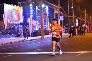 BIB: 100, 44115
                            <button type="button" onclick="openModal(21394340)" class="btn btn-primary btn-sm float-right btn-popup" data-toggle="modal" data-target=".modal-high-quality">
                        <i class="fas fa-shopping-cart"></i> Add to Cart
                    </button>
                                            <button type="button" onclick="isThisMe(21394340, true)" class="btn btn-success btn-sm float-right btn-popup btn-isme hidden" data-toggle="tooltip" data-placement="bottom" title="นี่คือรูปของคุณใช่ไหม คลิกที่นี่เพื่อเอาเข้าอัลบั้ม">
                        <i class="fas fa-plus"></i> Add to album
                    </button>
                    <button type="button" onclick="isThisMe(21394340, false)" class="btn btn-warning btn-sm float-right btn-popup btn-isnotme hidden">
                        <i class="fas fa-ban"></i> Remove from album
                    </button>