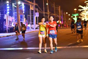 BIB: 85406, 85402
                            <button type="button" onclick="openModal(21395418)" class="btn btn-primary btn-sm float-right btn-popup" data-toggle="modal" data-target=".modal-high-quality">
                        <i class="fas fa-shopping-cart"></i> Add to Cart
                    </button>
                                            <button type="button" onclick="isThisMe(21395418, true)" class="btn btn-success btn-sm float-right btn-popup btn-isme hidden" data-toggle="tooltip" data-placement="bottom" title="นี่คือรูปของคุณใช่ไหม คลิกที่นี่เพื่อเอาเข้าอัลบั้ม">
                        <i class="fas fa-plus"></i> Add to album
                    </button>
                    <button type="button" onclick="isThisMe(21395418, false)" class="btn btn-warning btn-sm float-right btn-popup btn-isnotme hidden">
                        <i class="fas fa-ban"></i> Remove from album
                    </button>