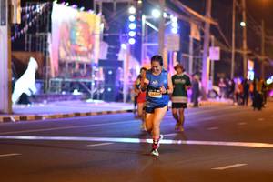 BIB: 599
                            <button type="button" onclick="openModal(21389308)" class="btn btn-primary btn-sm float-right btn-popup" data-toggle="modal" data-target=".modal-high-quality">
                        <i class="fas fa-shopping-cart"></i> Add to Cart
                    </button>
                                            <button type="button" onclick="isThisMe(21389308, true)" class="btn btn-success btn-sm float-right btn-popup btn-isme hidden" data-toggle="tooltip" data-placement="bottom" title="นี่คือรูปของคุณใช่ไหม คลิกที่นี่เพื่อเอาเข้าอัลบั้ม">
                        <i class="fas fa-plus"></i> Add to album
                    </button>
                    <button type="button" onclick="isThisMe(21389308, false)" class="btn btn-warning btn-sm float-right btn-popup btn-isnotme hidden">
                        <i class="fas fa-ban"></i> Remove from album
                    </button>