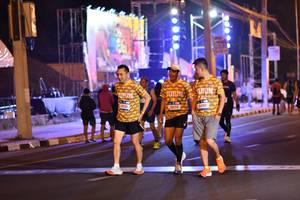 BIB: 450, 41659, 498
                            <button type="button" onclick="openModal(21395062)" class="btn btn-primary btn-sm float-right btn-popup" data-toggle="modal" data-target=".modal-high-quality">
                        <i class="fas fa-shopping-cart"></i> Add to Cart
                    </button>
                                            <button type="button" onclick="isThisMe(21395062, true)" class="btn btn-success btn-sm float-right btn-popup btn-isme hidden" data-toggle="tooltip" data-placement="bottom" title="นี่คือรูปของคุณใช่ไหม คลิกที่นี่เพื่อเอาเข้าอัลบั้ม">
                        <i class="fas fa-plus"></i> Add to album
                    </button>
                    <button type="button" onclick="isThisMe(21395062, false)" class="btn btn-warning btn-sm float-right btn-popup btn-isnotme hidden">
                        <i class="fas fa-ban"></i> Remove from album
                    </button>