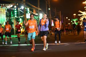 BIB: 08202
                            <button type="button" onclick="openModal(21367683)" class="btn btn-primary btn-sm float-right btn-popup" data-toggle="modal" data-target=".modal-high-quality">
                        <i class="fas fa-shopping-cart"></i> Add to Cart
                    </button>
                                            <button type="button" onclick="isThisMe(21367683, true)" class="btn btn-success btn-sm float-right btn-popup btn-isme hidden" data-toggle="tooltip" data-placement="bottom" title="นี่คือรูปของคุณใช่ไหม คลิกที่นี่เพื่อเอาเข้าอัลบั้ม">
                        <i class="fas fa-plus"></i> Add to album
                    </button>
                    <button type="button" onclick="isThisMe(21367683, false)" class="btn btn-warning btn-sm float-right btn-popup btn-isnotme hidden">
                        <i class="fas fa-ban"></i> Remove from album
                    </button>