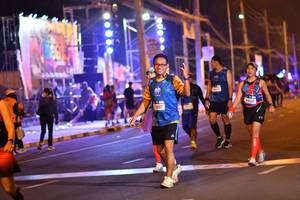 BIB: 680, 44041
                            <button type="button" onclick="openModal(21394510)" class="btn btn-primary btn-sm float-right btn-popup" data-toggle="modal" data-target=".modal-high-quality">
                        <i class="fas fa-shopping-cart"></i> Add to Cart
                    </button>
                                            <button type="button" onclick="isThisMe(21394510, true)" class="btn btn-success btn-sm float-right btn-popup btn-isme hidden" data-toggle="tooltip" data-placement="bottom" title="นี่คือรูปของคุณใช่ไหม คลิกที่นี่เพื่อเอาเข้าอัลบั้ม">
                        <i class="fas fa-plus"></i> Add to album
                    </button>
                    <button type="button" onclick="isThisMe(21394510, false)" class="btn btn-warning btn-sm float-right btn-popup btn-isnotme hidden">
                        <i class="fas fa-ban"></i> Remove from album
                    </button>