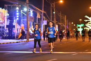 BIB: 4048
                            <button type="button" onclick="openModal(21391362)" class="btn btn-primary btn-sm float-right btn-popup" data-toggle="modal" data-target=".modal-high-quality">
                        <i class="fas fa-shopping-cart"></i> Add to Cart
                    </button>
                                            <button type="button" onclick="isThisMe(21391362, true)" class="btn btn-success btn-sm float-right btn-popup btn-isme hidden" data-toggle="tooltip" data-placement="bottom" title="นี่คือรูปของคุณใช่ไหม คลิกที่นี่เพื่อเอาเข้าอัลบั้ม">
                        <i class="fas fa-plus"></i> Add to album
                    </button>
                    <button type="button" onclick="isThisMe(21391362, false)" class="btn btn-warning btn-sm float-right btn-popup btn-isnotme hidden">
                        <i class="fas fa-ban"></i> Remove from album
                    </button>