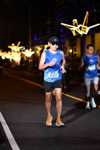 BIB: 85403, 421
                            <button type="button" onclick="openModal(20092107)" class="btn btn-primary btn-sm float-right btn-popup" data-toggle="modal" data-target=".modal-high-quality">
                        <i class="fas fa-shopping-cart"></i> Add to Cart
                    </button>
                                            <button type="button" onclick="isThisMe(20092107, true)" class="btn btn-success btn-sm float-right btn-popup btn-isme hidden" data-toggle="tooltip" data-placement="bottom" title="นี่คือรูปของคุณใช่ไหม คลิกที่นี่เพื่อเอาเข้าอัลบั้ม">
                        <i class="fas fa-plus"></i> Add to album
                    </button>
                    <button type="button" onclick="isThisMe(20092107, false)" class="btn btn-warning btn-sm float-right btn-popup btn-isnotme hidden">
                        <i class="fas fa-ban"></i> Remove from album
                    </button>