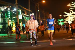 BIB: 42607
                            <button type="button" onclick="openModal(21367998)" class="btn btn-primary btn-sm float-right btn-popup" data-toggle="modal" data-target=".modal-high-quality">
                        <i class="fas fa-shopping-cart"></i> Add to Cart
                    </button>
                                            <button type="button" onclick="isThisMe(21367998, true)" class="btn btn-success btn-sm float-right btn-popup btn-isme hidden" data-toggle="tooltip" data-placement="bottom" title="นี่คือรูปของคุณใช่ไหม คลิกที่นี่เพื่อเอาเข้าอัลบั้ม">
                        <i class="fas fa-plus"></i> Add to album
                    </button>
                    <button type="button" onclick="isThisMe(21367998, false)" class="btn btn-warning btn-sm float-right btn-popup btn-isnotme hidden">
                        <i class="fas fa-ban"></i> Remove from album
                    </button>