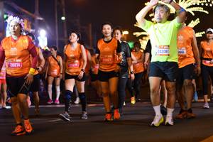 BIB: 26974, 25975, 25867, 24208, 3991
                            <button type="button" onclick="openModal(21371048)" class="btn btn-primary btn-sm float-right btn-popup" data-toggle="modal" data-target=".modal-high-quality">
                        <i class="fas fa-shopping-cart"></i> Add to Cart
                    </button>
                                            <button type="button" onclick="isThisMe(21371048, true)" class="btn btn-success btn-sm float-right btn-popup btn-isme hidden" data-toggle="tooltip" data-placement="bottom" title="นี่คือรูปของคุณใช่ไหม คลิกที่นี่เพื่อเอาเข้าอัลบั้ม">
                        <i class="fas fa-plus"></i> Add to album
                    </button>
                    <button type="button" onclick="isThisMe(21371048, false)" class="btn btn-warning btn-sm float-right btn-popup btn-isnotme hidden">
                        <i class="fas fa-ban"></i> Remove from album
                    </button>