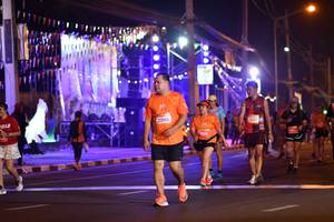 BIB: 23968
                            <button type="button" onclick="openModal(21368951)" class="btn btn-primary btn-sm float-right btn-popup" data-toggle="modal" data-target=".modal-high-quality">
                        <i class="fas fa-shopping-cart"></i> Add to Cart
                    </button>
                                            <button type="button" onclick="isThisMe(21368951, true)" class="btn btn-success btn-sm float-right btn-popup btn-isme hidden" data-toggle="tooltip" data-placement="bottom" title="นี่คือรูปของคุณใช่ไหม คลิกที่นี่เพื่อเอาเข้าอัลบั้ม">
                        <i class="fas fa-plus"></i> Add to album
                    </button>
                    <button type="button" onclick="isThisMe(21368951, false)" class="btn btn-warning btn-sm float-right btn-popup btn-isnotme hidden">
                        <i class="fas fa-ban"></i> Remove from album
                    </button>