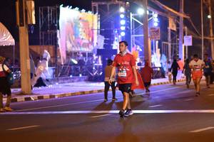 BIB: 520, 43405
                            <button type="button" onclick="openModal(21392734)" class="btn btn-primary btn-sm float-right btn-popup" data-toggle="modal" data-target=".modal-high-quality">
                        <i class="fas fa-shopping-cart"></i> Add to Cart
                    </button>
                                            <button type="button" onclick="isThisMe(21392734, true)" class="btn btn-success btn-sm float-right btn-popup btn-isme hidden" data-toggle="tooltip" data-placement="bottom" title="นี่คือรูปของคุณใช่ไหม คลิกที่นี่เพื่อเอาเข้าอัลบั้ม">
                        <i class="fas fa-plus"></i> Add to album
                    </button>
                    <button type="button" onclick="isThisMe(21392734, false)" class="btn btn-warning btn-sm float-right btn-popup btn-isnotme hidden">
                        <i class="fas fa-ban"></i> Remove from album
                    </button>