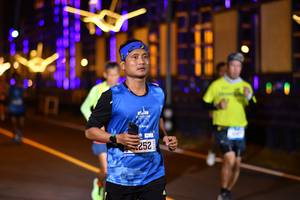 BIB: 252
                            <button type="button" onclick="openModal(21238915)" class="btn btn-primary btn-sm float-right btn-popup" data-toggle="modal" data-target=".modal-high-quality">
                        <i class="fas fa-shopping-cart"></i> Add to Cart
                    </button>
                                            <button type="button" onclick="isThisMe(21238915, true)" class="btn btn-success btn-sm float-right btn-popup btn-isme hidden" data-toggle="tooltip" data-placement="bottom" title="นี่คือรูปของคุณใช่ไหม คลิกที่นี่เพื่อเอาเข้าอัลบั้ม">
                        <i class="fas fa-plus"></i> Add to album
                    </button>
                    <button type="button" onclick="isThisMe(21238915, false)" class="btn btn-warning btn-sm float-right btn-popup btn-isnotme hidden">
                        <i class="fas fa-ban"></i> Remove from album
                    </button>