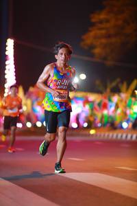 BIB: 0864
                            <button type="button" onclick="openModal(20606673)" class="btn btn-primary btn-sm float-right btn-popup" data-toggle="modal" data-target=".modal-high-quality">
                        <i class="fas fa-shopping-cart"></i> Add to Cart
                    </button>
                                            <button type="button" onclick="isThisMe(20606673, true)" class="btn btn-success btn-sm float-right btn-popup btn-isme hidden" data-toggle="tooltip" data-placement="bottom" title="นี่คือรูปของคุณใช่ไหม คลิกที่นี่เพื่อเอาเข้าอัลบั้ม">
                        <i class="fas fa-plus"></i> Add to album
                    </button>
                    <button type="button" onclick="isThisMe(20606673, false)" class="btn btn-warning btn-sm float-right btn-popup btn-isnotme hidden">
                        <i class="fas fa-ban"></i> Remove from album
                    </button>