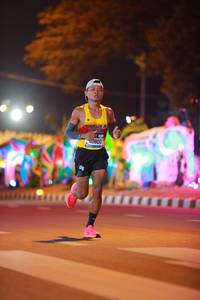 BIB: 40800, 9815
                            <button type="button" onclick="openModal(20075942)" class="btn btn-primary btn-sm float-right btn-popup" data-toggle="modal" data-target=".modal-high-quality">
                        <i class="fas fa-shopping-cart"></i> Add to Cart
                    </button>
                                            <button type="button" onclick="isThisMe(20075942, true)" class="btn btn-success btn-sm float-right btn-popup btn-isme hidden" data-toggle="tooltip" data-placement="bottom" title="นี่คือรูปของคุณใช่ไหม คลิกที่นี่เพื่อเอาเข้าอัลบั้ม">
                        <i class="fas fa-plus"></i> Add to album
                    </button>
                    <button type="button" onclick="isThisMe(20075942, false)" class="btn btn-warning btn-sm float-right btn-popup btn-isnotme hidden">
                        <i class="fas fa-ban"></i> Remove from album
                    </button>