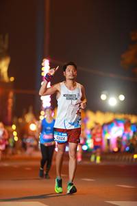 BIB: 43124
                            <button type="button" onclick="openModal(21343916)" class="btn btn-primary btn-sm float-right btn-popup" data-toggle="modal" data-target=".modal-high-quality">
                        <i class="fas fa-shopping-cart"></i> Add to Cart
                    </button>
                                            <button type="button" onclick="isThisMe(21343916, true)" class="btn btn-success btn-sm float-right btn-popup btn-isme hidden" data-toggle="tooltip" data-placement="bottom" title="นี่คือรูปของคุณใช่ไหม คลิกที่นี่เพื่อเอาเข้าอัลบั้ม">
                        <i class="fas fa-plus"></i> Add to album
                    </button>
                    <button type="button" onclick="isThisMe(21343916, false)" class="btn btn-warning btn-sm float-right btn-popup btn-isnotme hidden">
                        <i class="fas fa-ban"></i> Remove from album
                    </button>