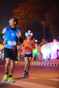 BIB: 68415, 450223
                            <button type="button" onclick="openModal(21285910)" class="btn btn-primary btn-sm float-right btn-popup" data-toggle="modal" data-target=".modal-high-quality">
                        <i class="fas fa-shopping-cart"></i> Add to Cart
                    </button>
                                            <button type="button" onclick="isThisMe(21285910, true)" class="btn btn-success btn-sm float-right btn-popup btn-isme hidden" data-toggle="tooltip" data-placement="bottom" title="นี่คือรูปของคุณใช่ไหม คลิกที่นี่เพื่อเอาเข้าอัลบั้ม">
                        <i class="fas fa-plus"></i> Add to album
                    </button>
                    <button type="button" onclick="isThisMe(21285910, false)" class="btn btn-warning btn-sm float-right btn-popup btn-isnotme hidden">
                        <i class="fas fa-ban"></i> Remove from album
                    </button>