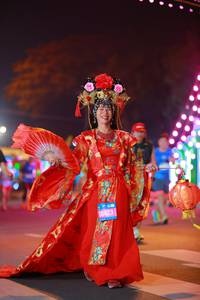 BIB: 68423
                            <button type="button" onclick="openModal(21390781)" class="btn btn-primary btn-sm float-right btn-popup" data-toggle="modal" data-target=".modal-high-quality">
                        <i class="fas fa-shopping-cart"></i> Add to Cart
                    </button>
                                            <button type="button" onclick="isThisMe(21390781, true)" class="btn btn-success btn-sm float-right btn-popup btn-isme hidden" data-toggle="tooltip" data-placement="bottom" title="นี่คือรูปของคุณใช่ไหม คลิกที่นี่เพื่อเอาเข้าอัลบั้ม">
                        <i class="fas fa-plus"></i> Add to album
                    </button>
                    <button type="button" onclick="isThisMe(21390781, false)" class="btn btn-warning btn-sm float-right btn-popup btn-isnotme hidden">
                        <i class="fas fa-ban"></i> Remove from album
                    </button>