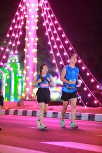 BIB: 45950, 140
                            <button type="button" onclick="openModal(21374052)" class="btn btn-primary btn-sm float-right btn-popup" data-toggle="modal" data-target=".modal-high-quality">
                        <i class="fas fa-shopping-cart"></i> Add to Cart
                    </button>
                                            <button type="button" onclick="isThisMe(21374052, true)" class="btn btn-success btn-sm float-right btn-popup btn-isme hidden" data-toggle="tooltip" data-placement="bottom" title="นี่คือรูปของคุณใช่ไหม คลิกที่นี่เพื่อเอาเข้าอัลบั้ม">
                        <i class="fas fa-plus"></i> Add to album
                    </button>
                    <button type="button" onclick="isThisMe(21374052, false)" class="btn btn-warning btn-sm float-right btn-popup btn-isnotme hidden">
                        <i class="fas fa-ban"></i> Remove from album
                    </button>