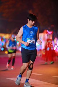 BIB: 43006
                            <button type="button" onclick="openModal(21392516)" class="btn btn-primary btn-sm float-right btn-popup" data-toggle="modal" data-target=".modal-high-quality">
                        <i class="fas fa-shopping-cart"></i> Add to Cart
                    </button>
                                            <button type="button" onclick="isThisMe(21392516, true)" class="btn btn-success btn-sm float-right btn-popup btn-isme hidden" data-toggle="tooltip" data-placement="bottom" title="นี่คือรูปของคุณใช่ไหม คลิกที่นี่เพื่อเอาเข้าอัลบั้ม">
                        <i class="fas fa-plus"></i> Add to album
                    </button>
                    <button type="button" onclick="isThisMe(21392516, false)" class="btn btn-warning btn-sm float-right btn-popup btn-isnotme hidden">
                        <i class="fas fa-ban"></i> Remove from album
                    </button>